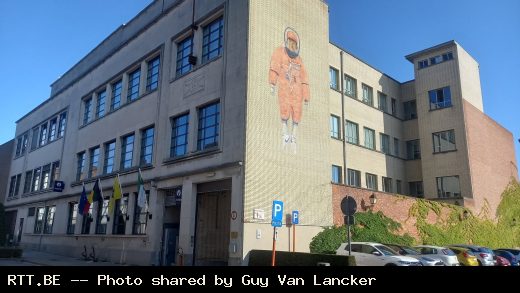 55RON Politieke gevangenenstraat 19 Ronse . Verkocht aan de stad nu politiekantoor.