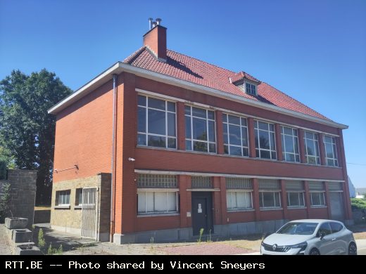 Telephone exchange — R Villers La Ville