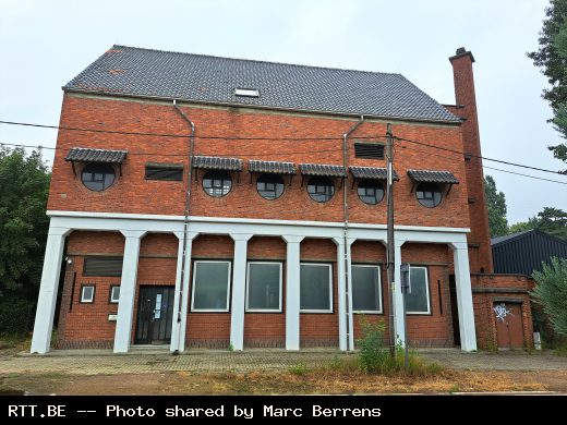 Telephone exchange — Bouwel