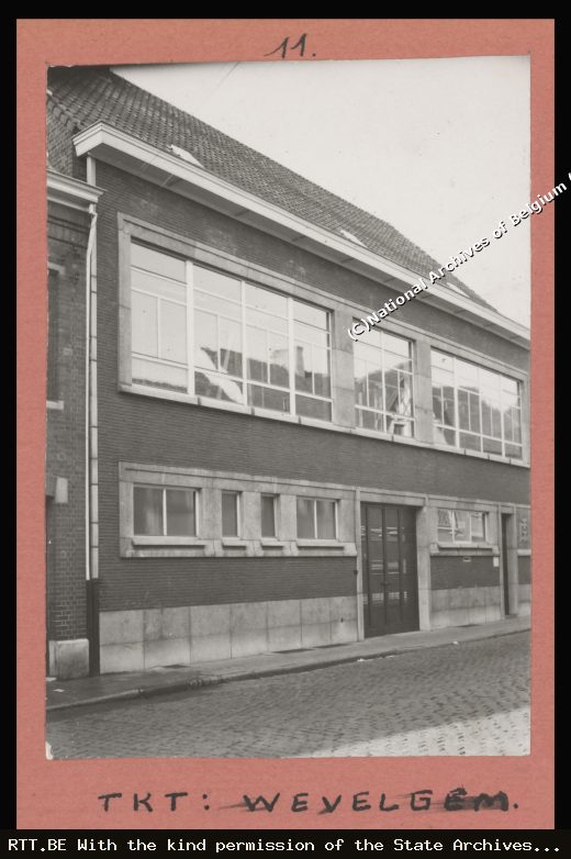 Telephone exchange — L De Boningestr
