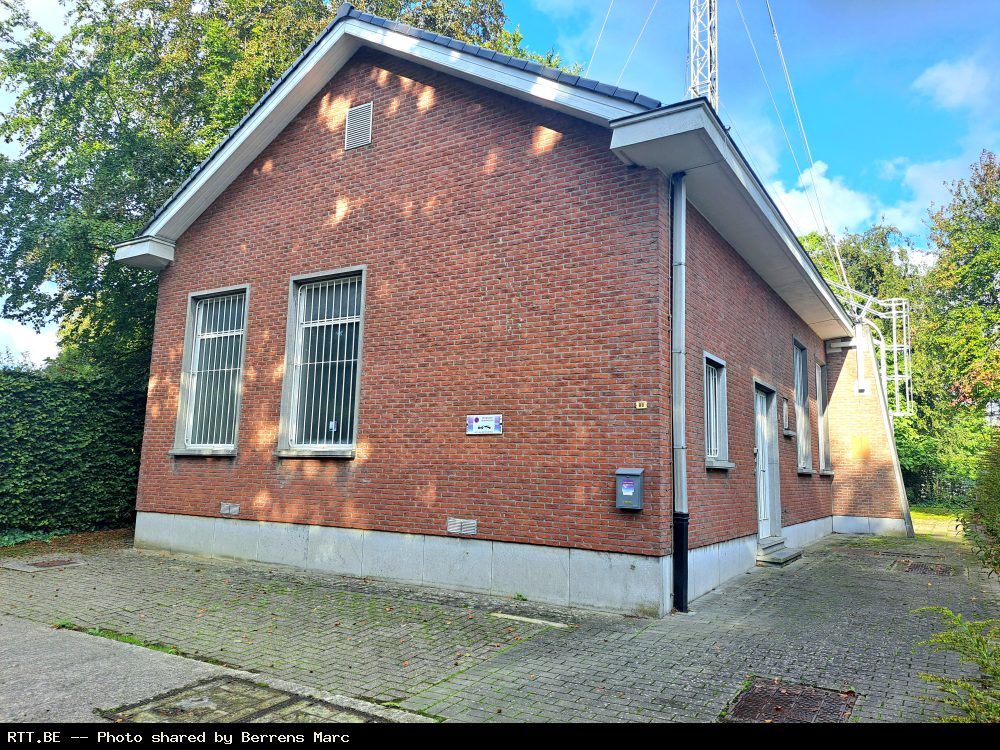Telephone exchange — Amelbergastraat