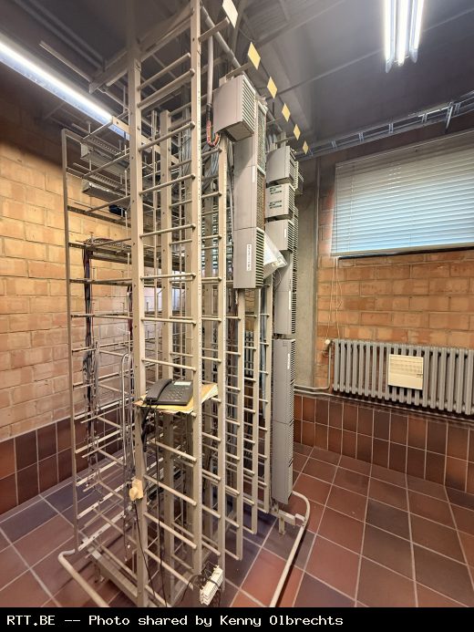 Telephone exchange — Kapelle-Op-Den-Bos