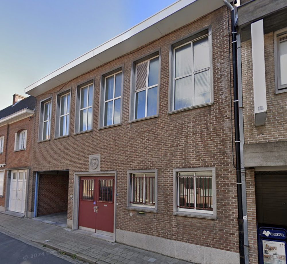 Telephone exchange — Pittem