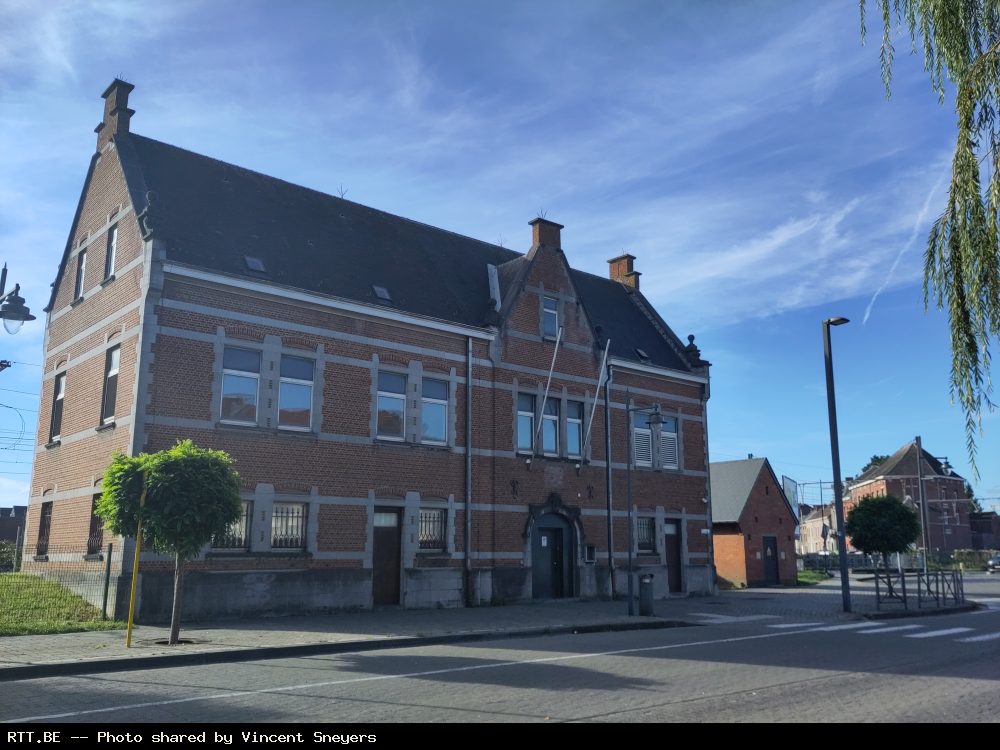 Telephone exchange — R De La Station