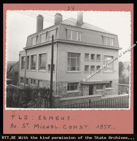 Telephone exchange — Av St Michel