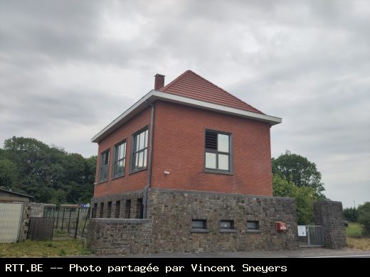 Central téléphonique — Chee De Chimay