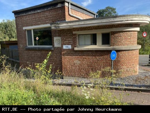 Central téléphonique — 2 Nieuwe Steenweg (Oud gebouw)
