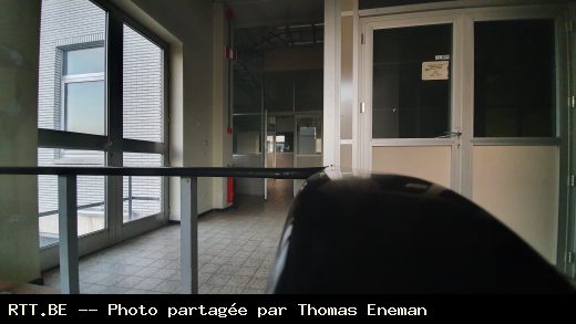 Central téléphonique — Av Combattants