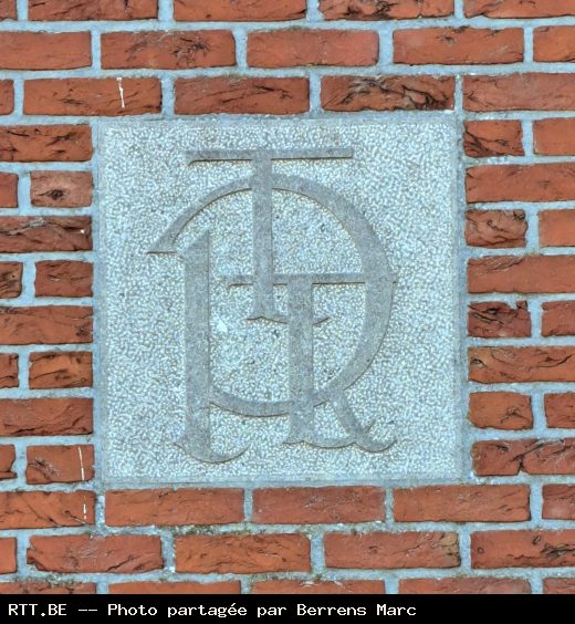 Heel mooie versie van het RTT logo, dat op vele gebouwen uit de jaren 1950 te zien is.
