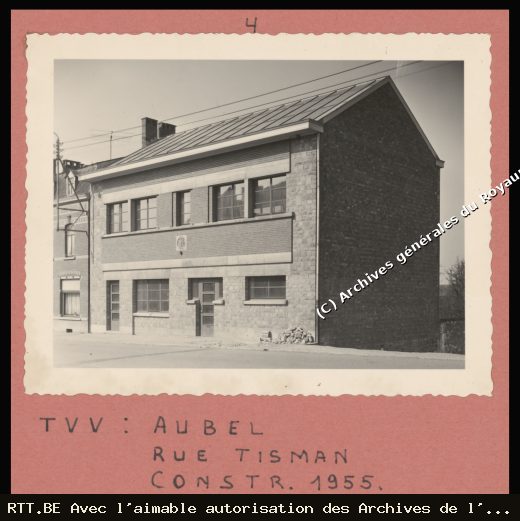 Central téléphonique — Rue Tisman