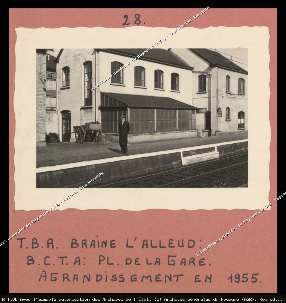 Central téléphonique — Place de la gare