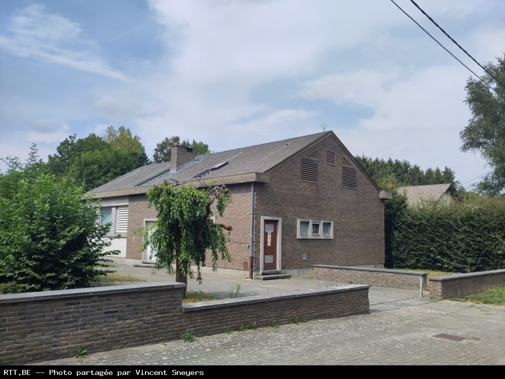 Central téléphonique — Vx Chem Isnes