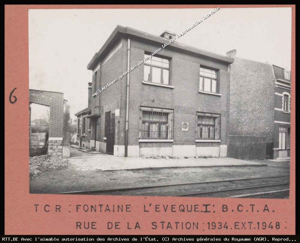 Central téléphonique — R De La Station