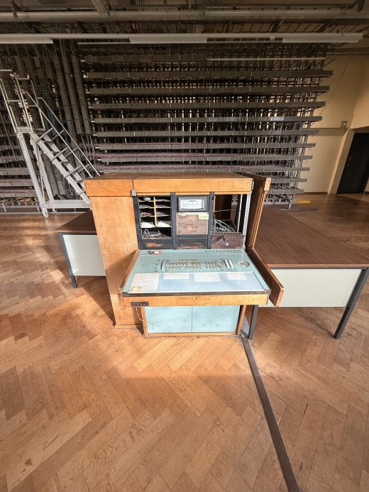 Telefooncentrale — Wezembeek-Oppem