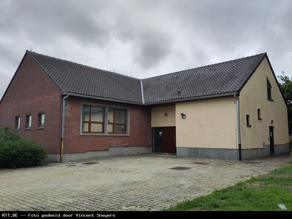 Telefooncentrale — Chee De Wavre